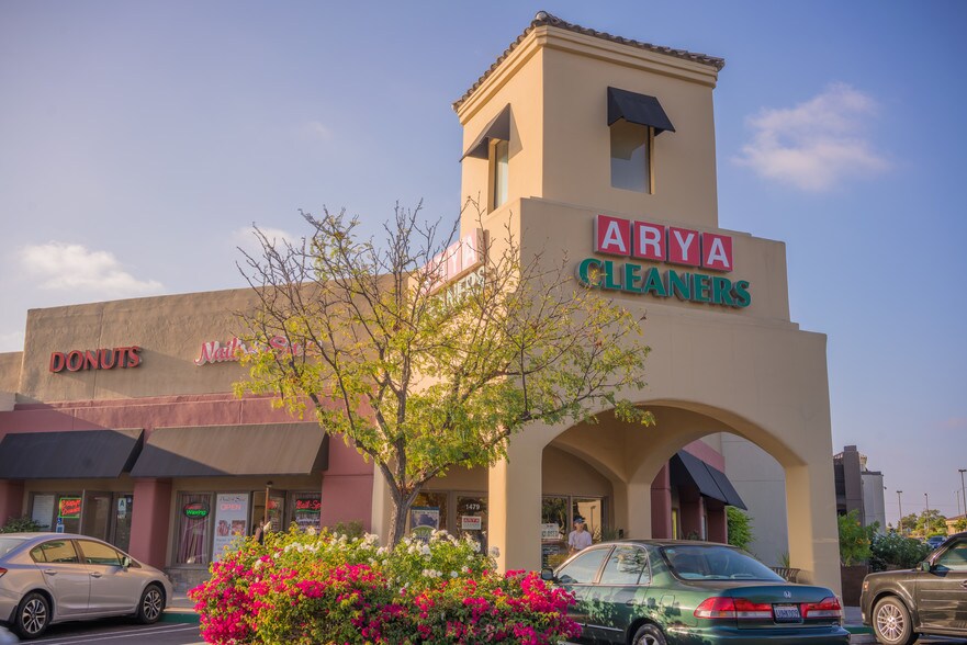 More Photos Of 700-790 Otay Lakes Rd, Chula Vista Unknown For Lease