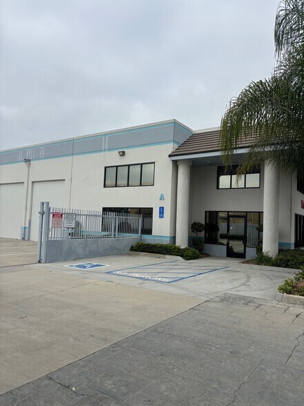 More Photos Of 9528 E Rush St, South El Monte Manufacturing For Lease