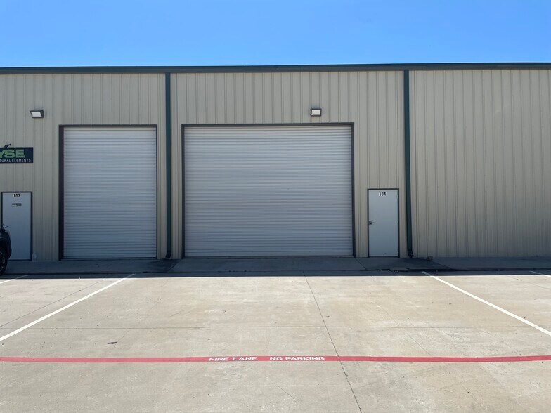 More Photos Of 18700 Becker Rd, Hockley Unknown For Lease