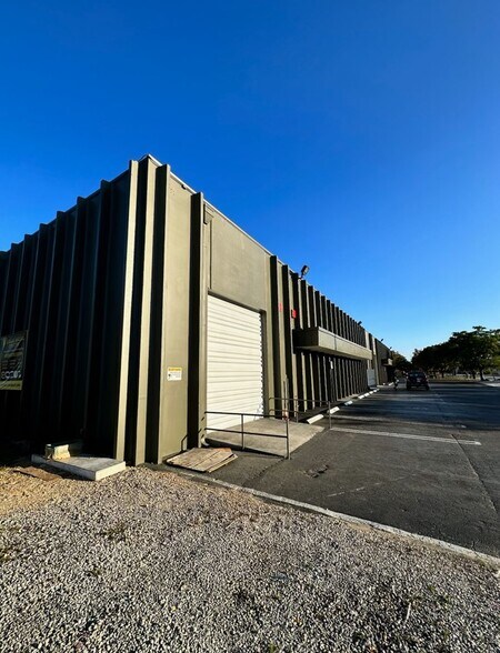 Primary Photo Of 16489-16497 NW 49th Ave, Hialeah Warehouse For Lease