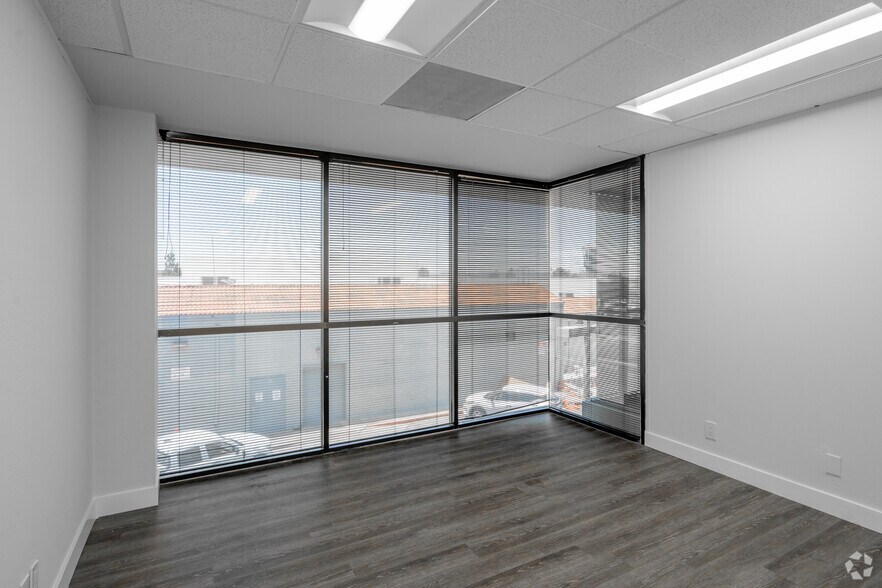 More Photos Of 23591 El Toro Rd, Lake Forest Unknown For Lease