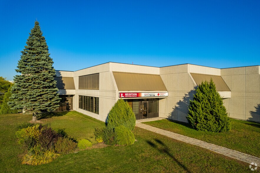 More Photos Of 3145-3185 Rue Joseph-Dubreuil, Montréal Distribution For Lease
