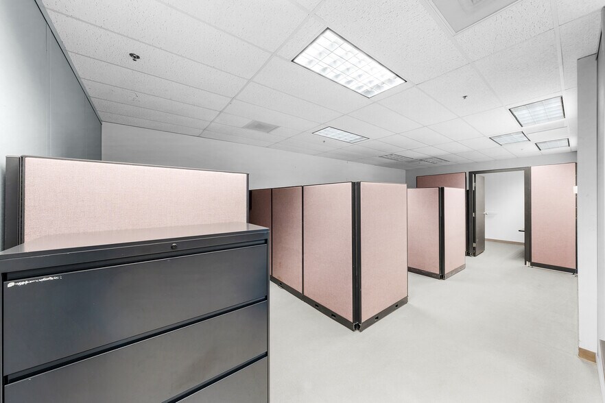 More Photos Of 601 S Sanden Blvd, Wylie Medical For Lease