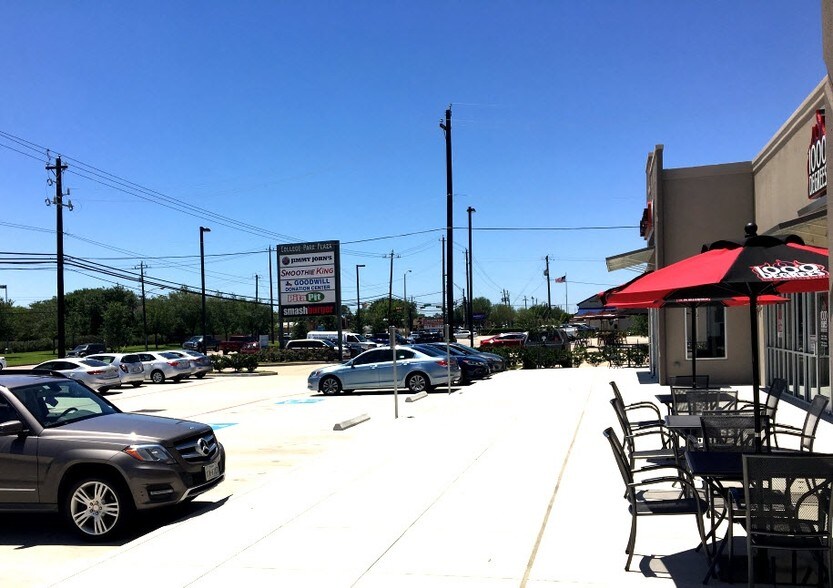 More Photos Of 8035 Spencer Hwy, Deer Park General Retail For Sale