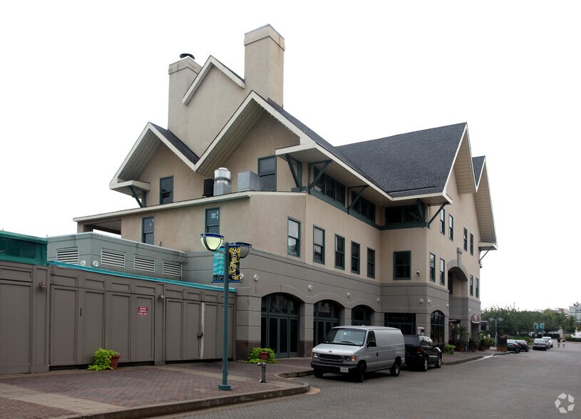 More Photos Of 500 Harborview Dr, Baltimore Marina For Lease