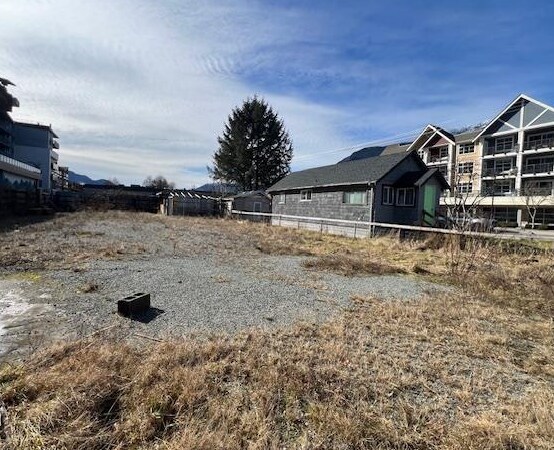 More Photos Of 1358-1366 Main St, Squamish Land For Sale
