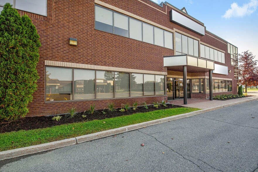 More Photos Of 6 Antares Dr, Nepean Office For Sale