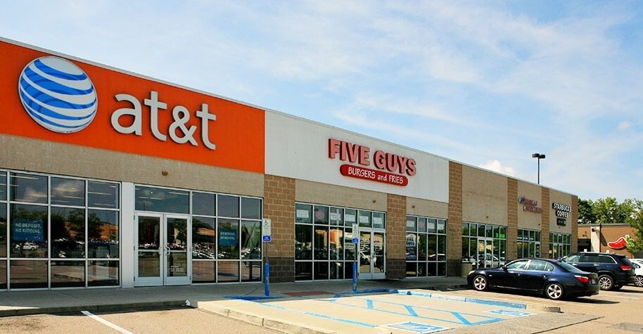 More Photos Of 622 George Washington Hwy, Lincoln Unknown For Lease