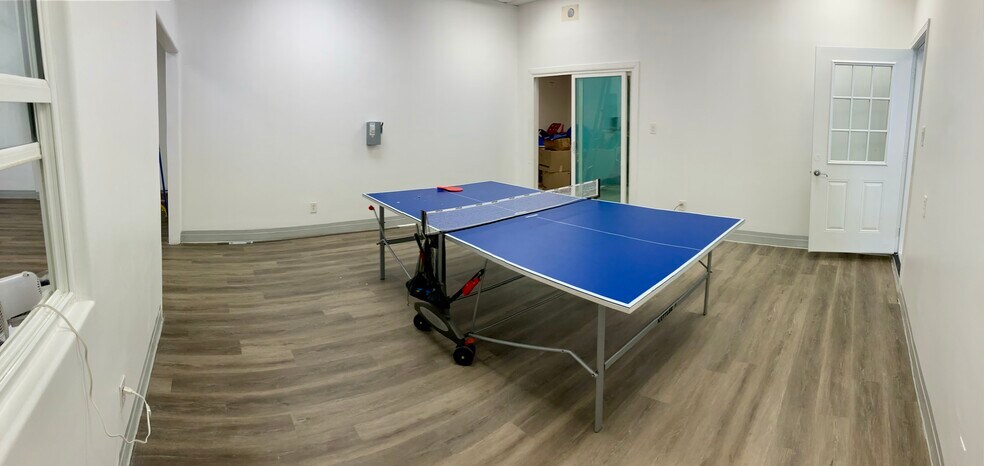 More Photos Of 5312 Elm St, Houston Office For Lease