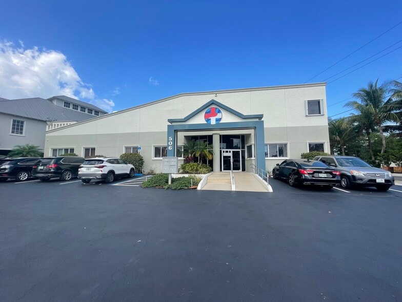 More Photos Of 506 SW Federal Hwy, Stuart Medical For Lease