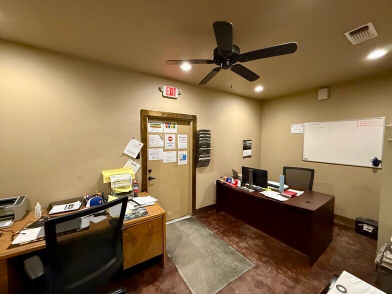 More Photos Of 5901 FM 920, Weatherford Warehouse For Sale