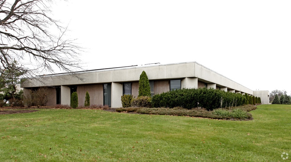 Primary Photo Of 2 Kilmer Rd, Edison Office For Lease
