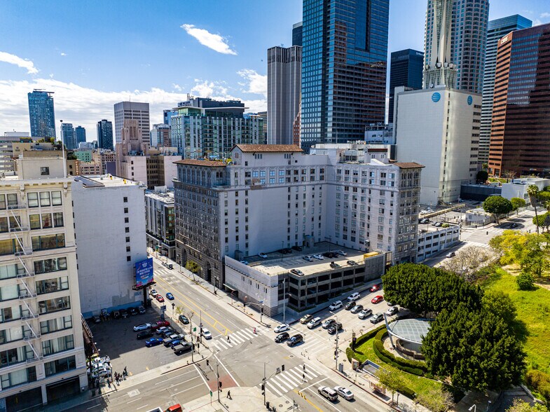 More Photos Of 417 S Hill St, Los Angeles Office For Sale