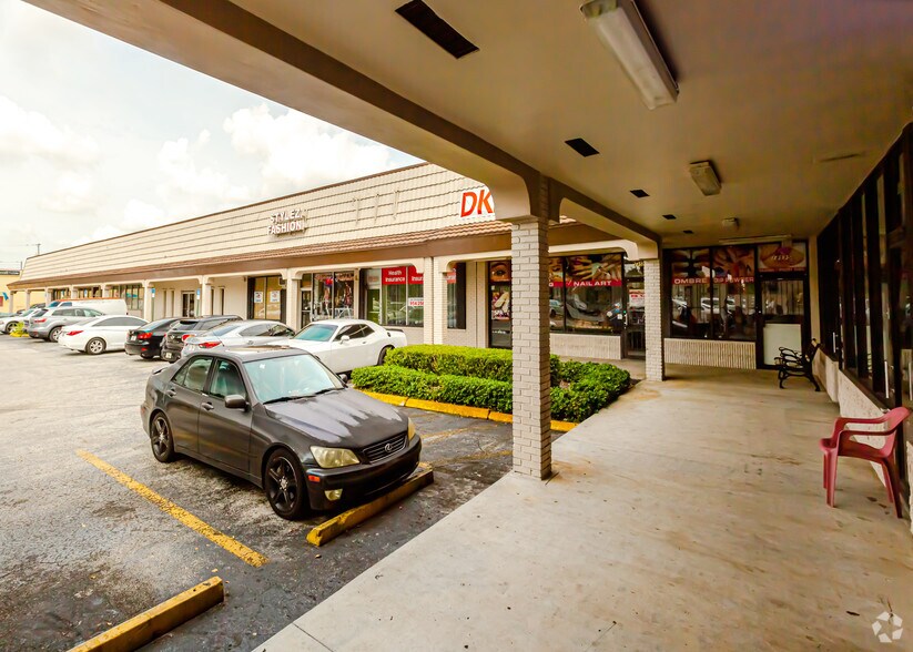 More Photos Of 18365-18579 NW 27th Ave, Miami Gardens Freestanding For Lease