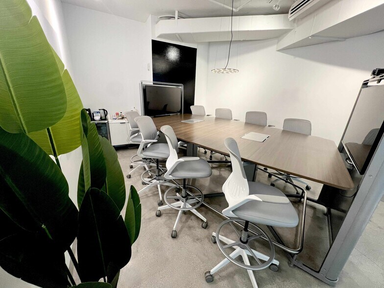 More Photos Of 333 Las Olas Way, Fort Lauderdale Coworking Space