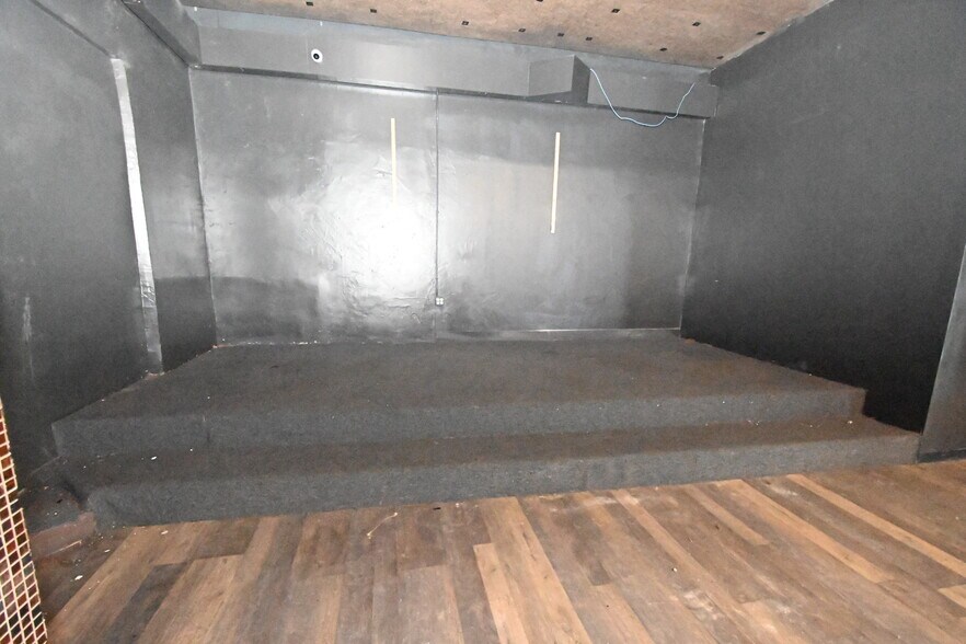 More Photos Of 47 W Amelia St, Orlando Bar For Sale