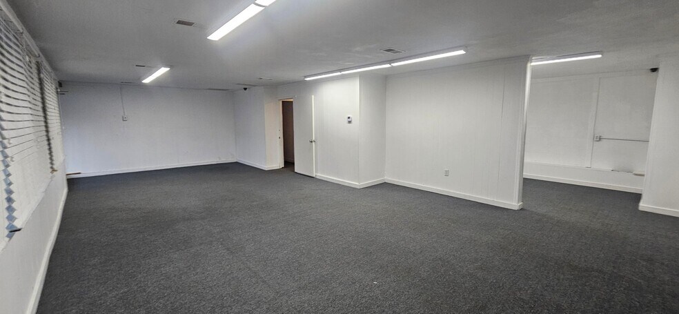 Primary Photo Of 4593 US-378, Mc Cormick Office For Lease