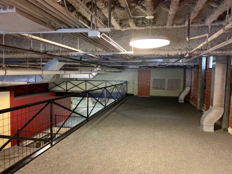 More Photos Of 214 E Travis St, San Antonio Apartments For Lease