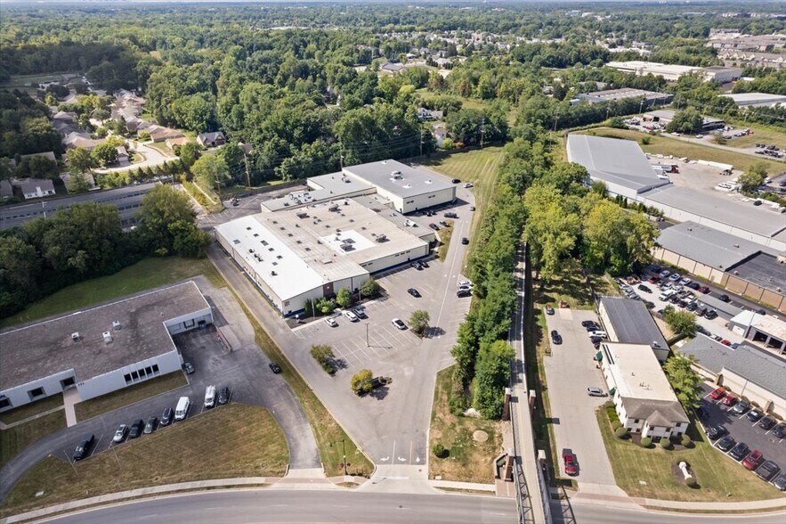 More Photos Of 201 W Carmel Dr, Carmel Theater Concert Hall For Lease