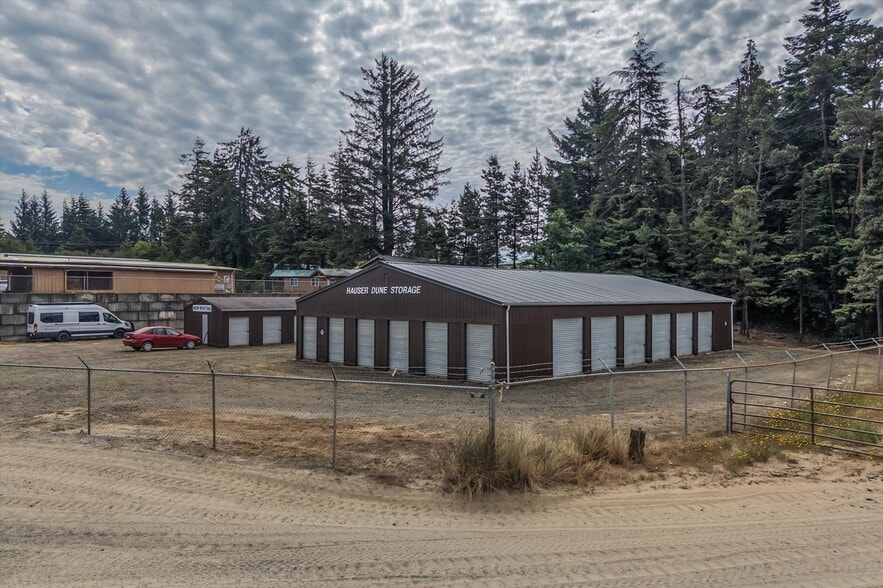 More Photos Of 93697 Storage Dr, North Bend Specialty For Sale