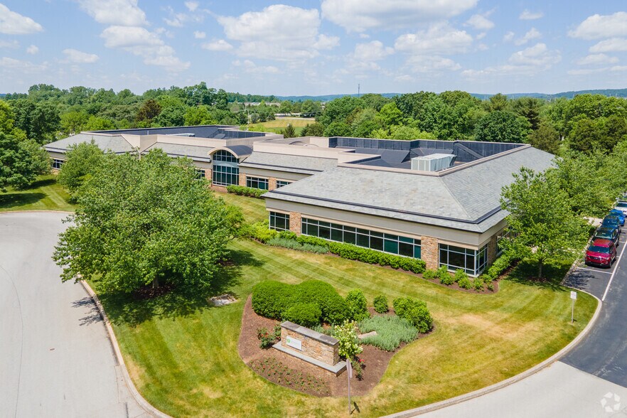 More Photos Of 747 Constitution Dr, Exton Office For Lease