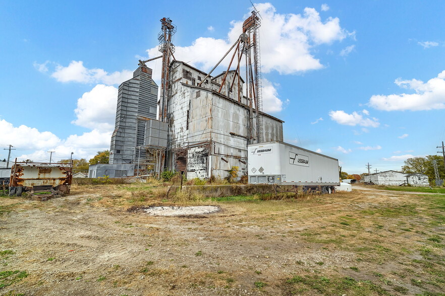 More Photos Of 604 South St, Mazon Land For Sale
