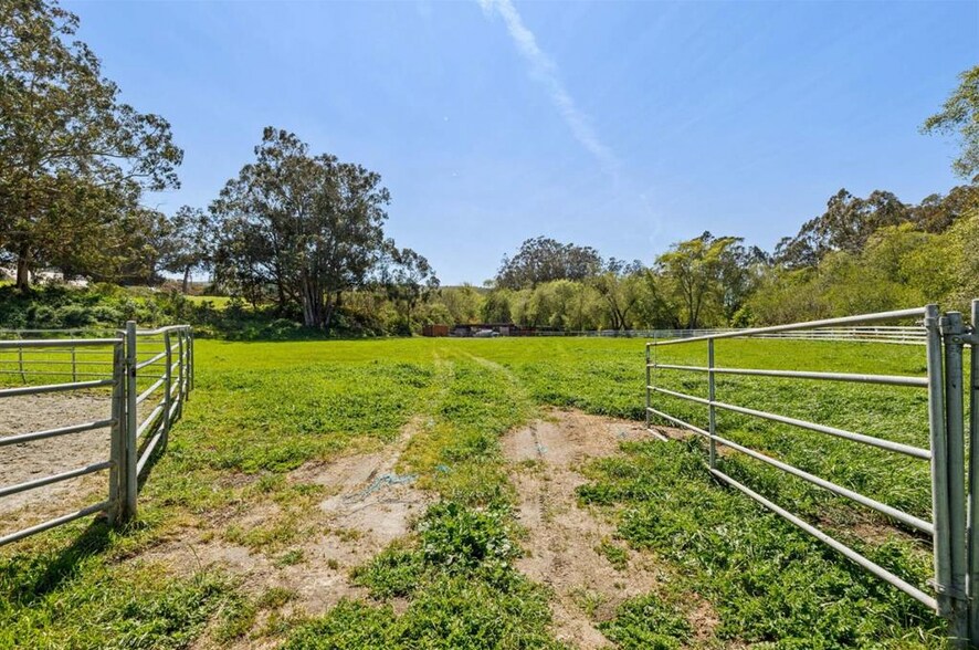 7365 Stage Rd, San Gregorio, CA 94074 Religious Facility For Sale