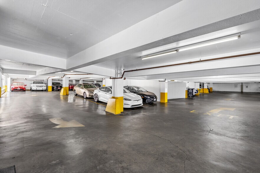 More Photos Of 8447 Wilshire Blvd, Beverly Hills Office For Lease