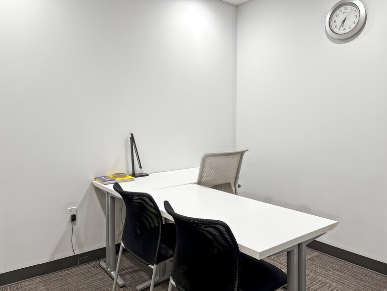More Photos Of 425 Page Mill Rd, Palo Alto Coworking Space