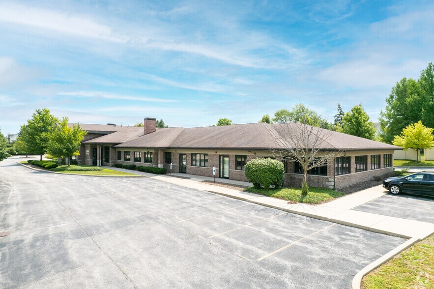 More Photos Of 7777 W Lincoln Hwy, Frankfort Office For Lease