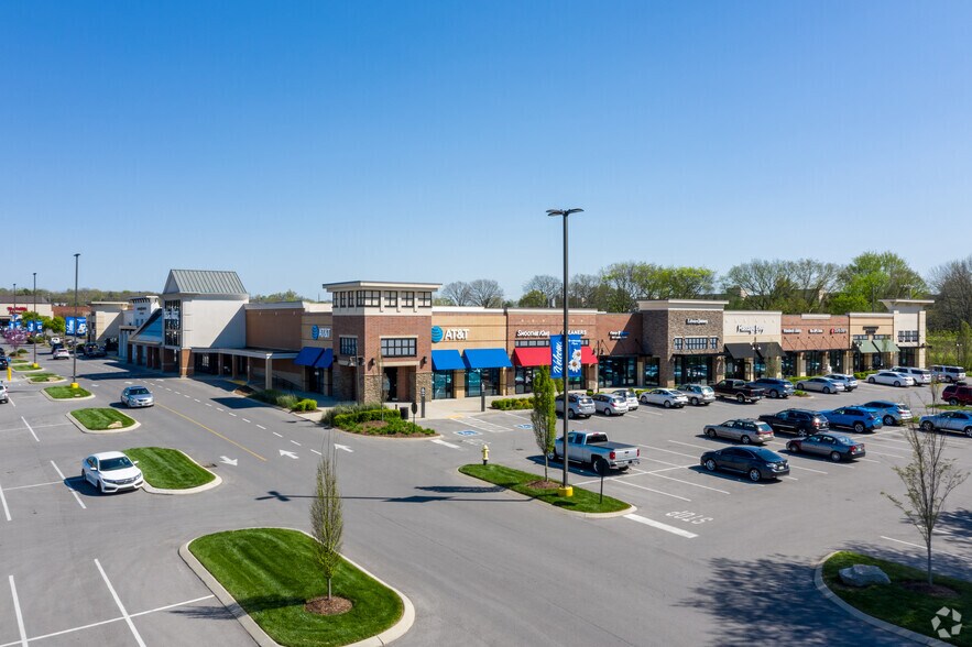 More Photos Of 300-330 Franklin Rd, Brentwood General Retail For Lease