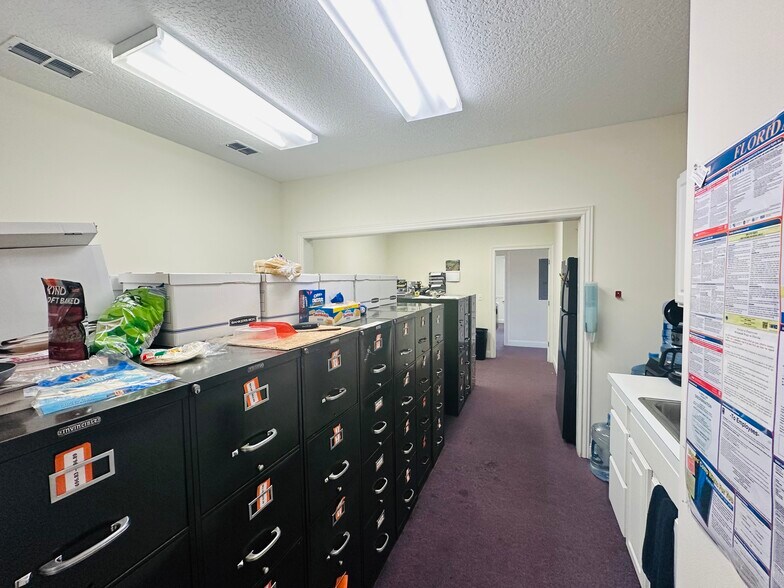 More Photos Of 12443 San Jose Blvd, Jacksonville Office For Lease