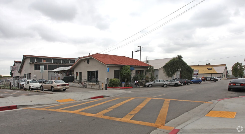 More Photos Of 12310-12320 Penn St, Whittier Unknown For Lease