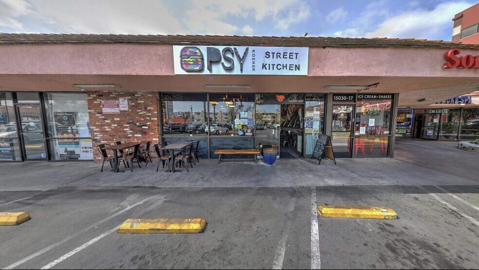 Primary Photo Of 15030 Ventura Blvd, Sherman Oaks Restaurant For Lease