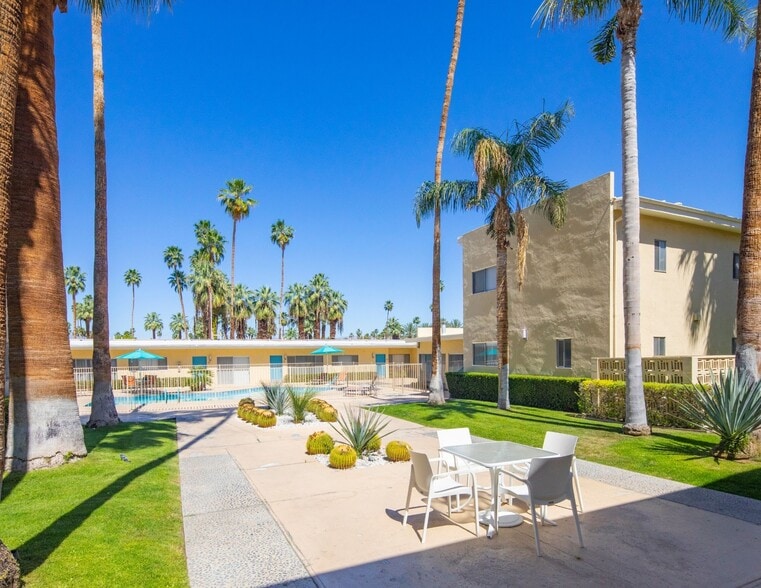 More Photos Of 1680 E Palm Canyon Dr, Palm Springs Apartments For Sale