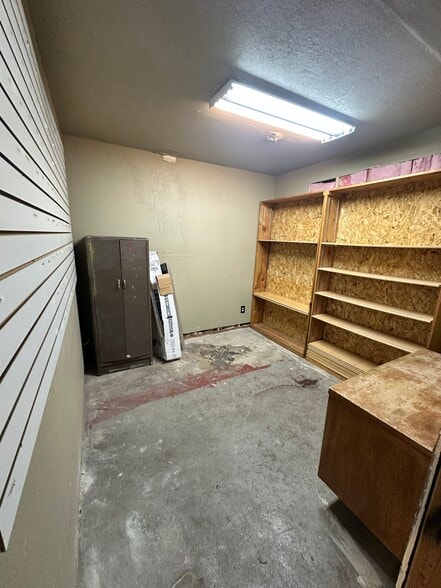 More Photos Of 3000-3004 S State St, Salt Lake City Storefront For Lease