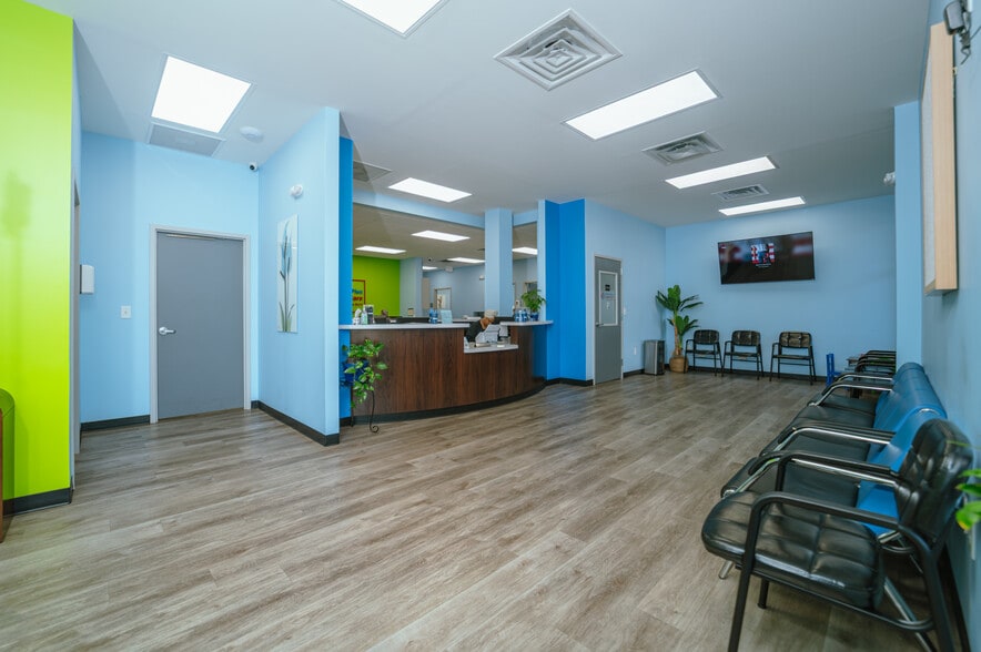 More Photos Of 231 S Herlong Ave, Rock Hill Medical For Lease