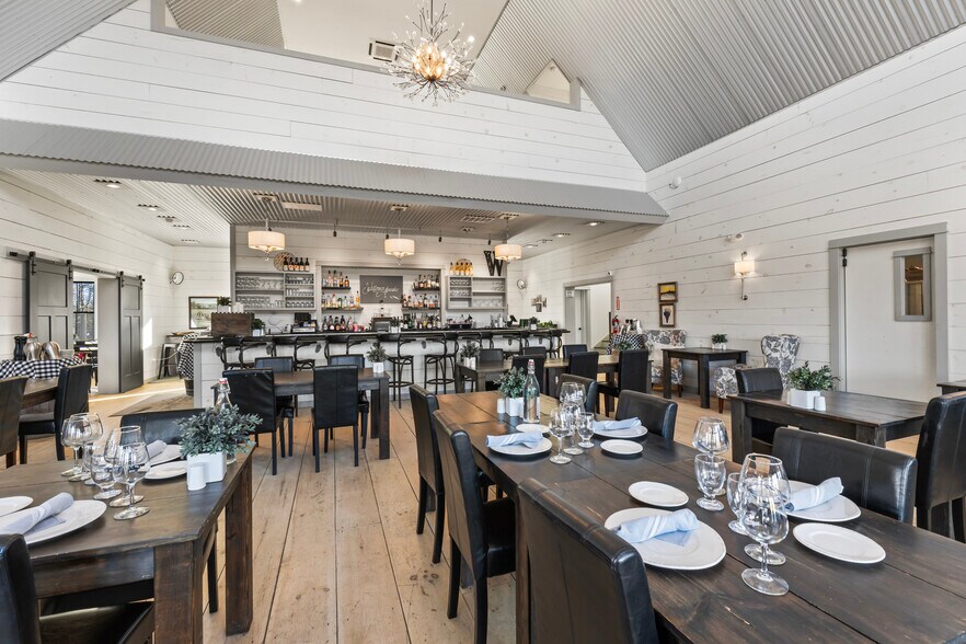 More Photos Of 10 Leeds Junction Rd, Leeds Winery Vineyard For Sale