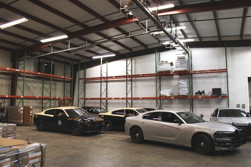 More Photos Of 2020 Ortiz Ave, Fort Myers Warehouse For Sale
