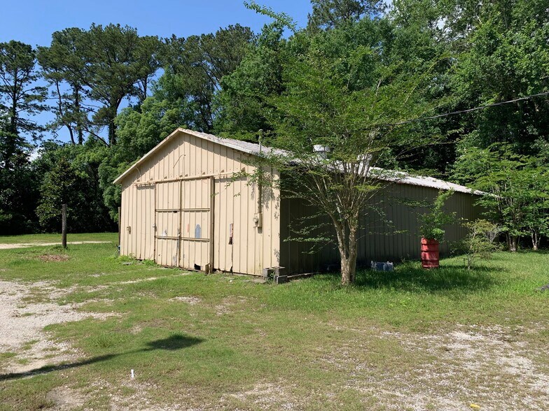 More Photos Of 3221 Halls Mill rd, Mobile Land For Sale
