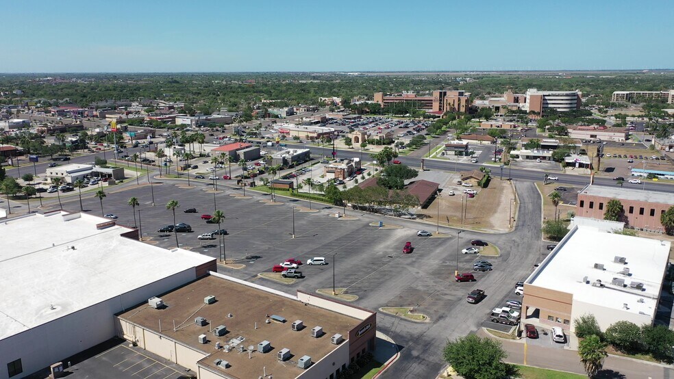 More Photos Of 2222 S 77 Sunshine Strip, Harlingen Unknown For Lease