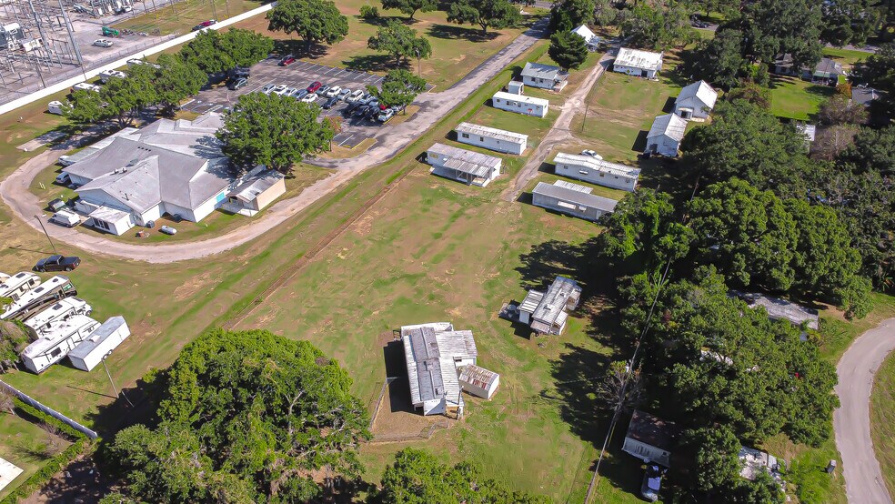 More Photos Of 6839 Wire Rd, Zephyrhills Manufactured Housing Mobile Home Park For Sale