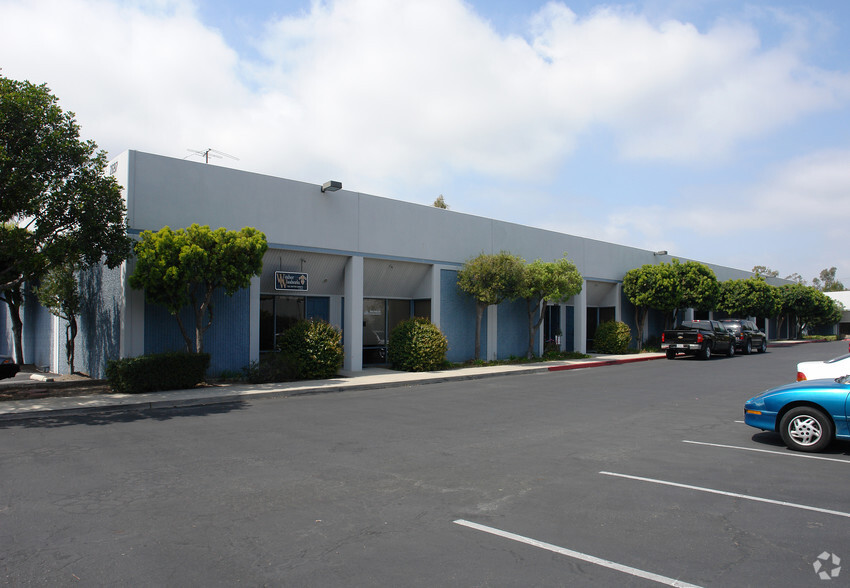 Primary Photo Of 2697 Lavery Ct, Newbury Park Manufacturing For Lease