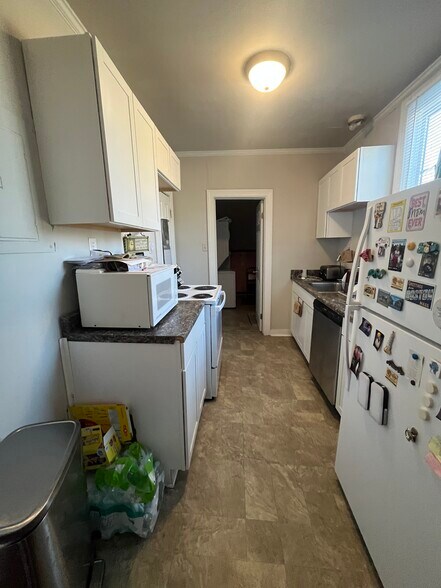 More Photos Of 12020 Winfree St, Chester Apartments For Sale