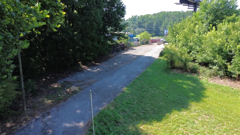 More Photos Of 2395 Highway 92, Acworth Warehouse For Sale