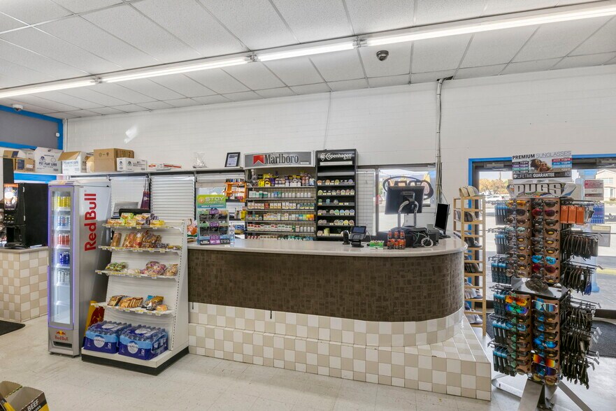 More Photos Of 10 E Main St, Castle Dale Convenience Store For Sale