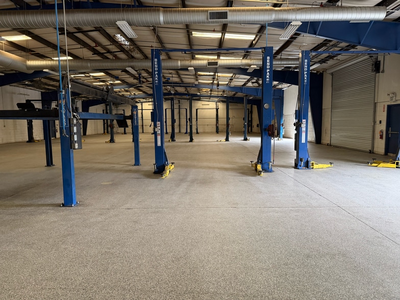 More Photos Of 4847 Stratos Way, Modesto Warehouse For Lease