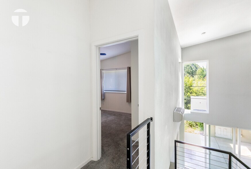 More Photos Of 1449 Claremont Way, Sacramento Apartments For Sale