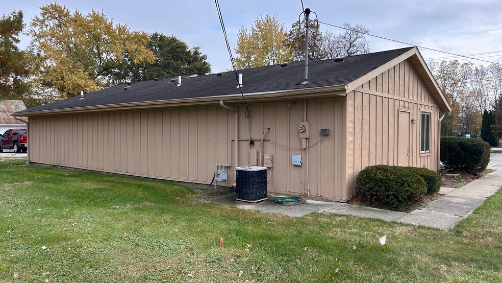 More Photos Of 422 W River St, Antwerp Healthcare For Sale