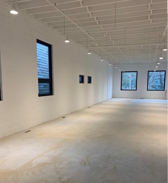 More Photos Of 83-91B Walnut Av, Toronto Office For Sale